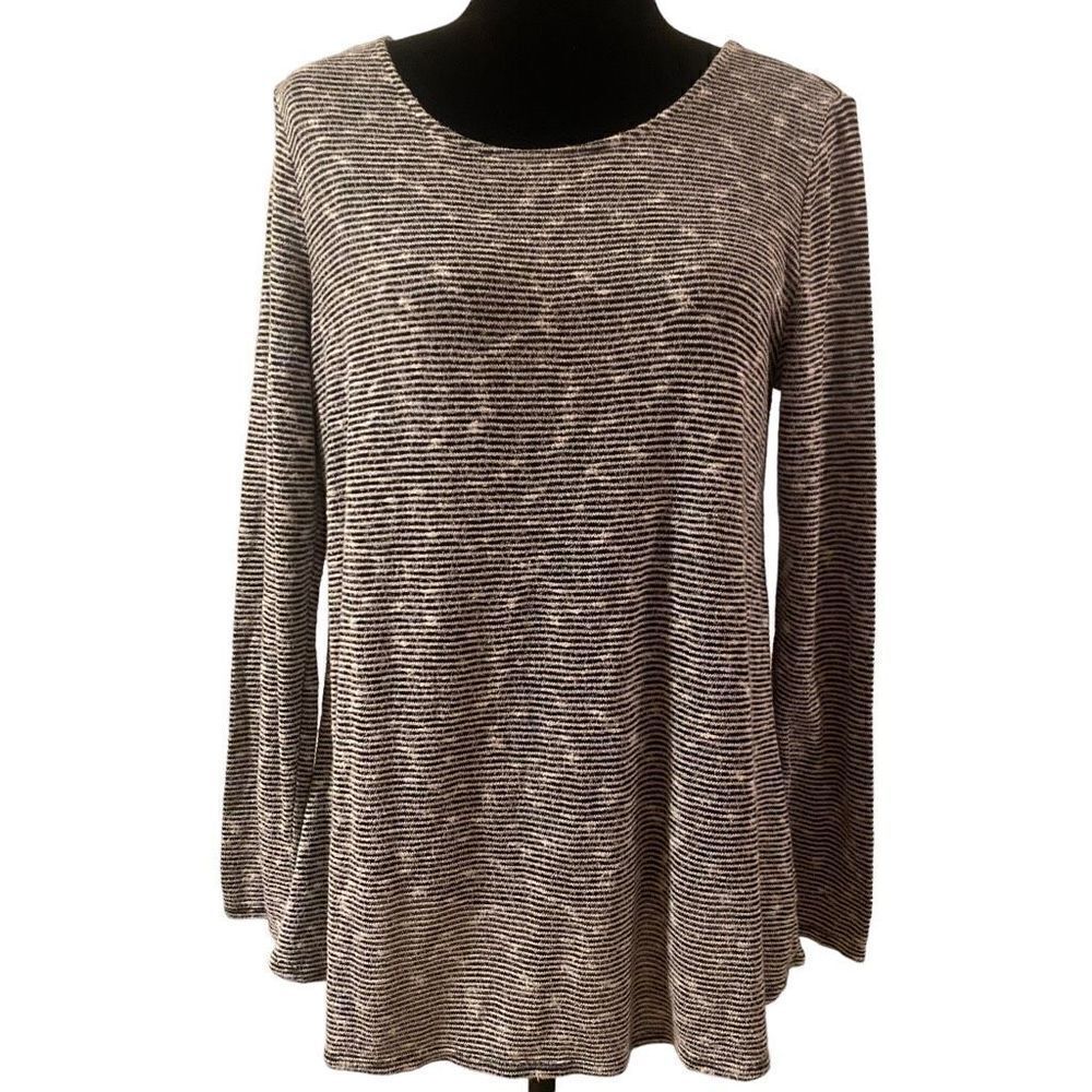 Gap Long Sleeve Black and White Striped Top‎